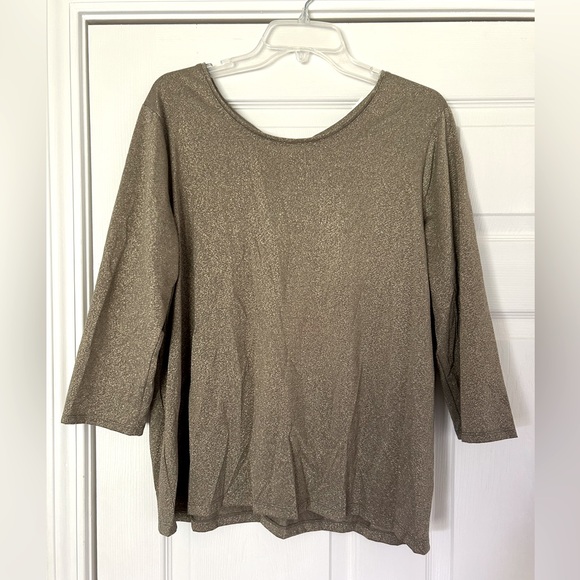 Chicos, Size 3/XL, gold shimmer blouse with keyhole detail on back - Picture 1 of 5
